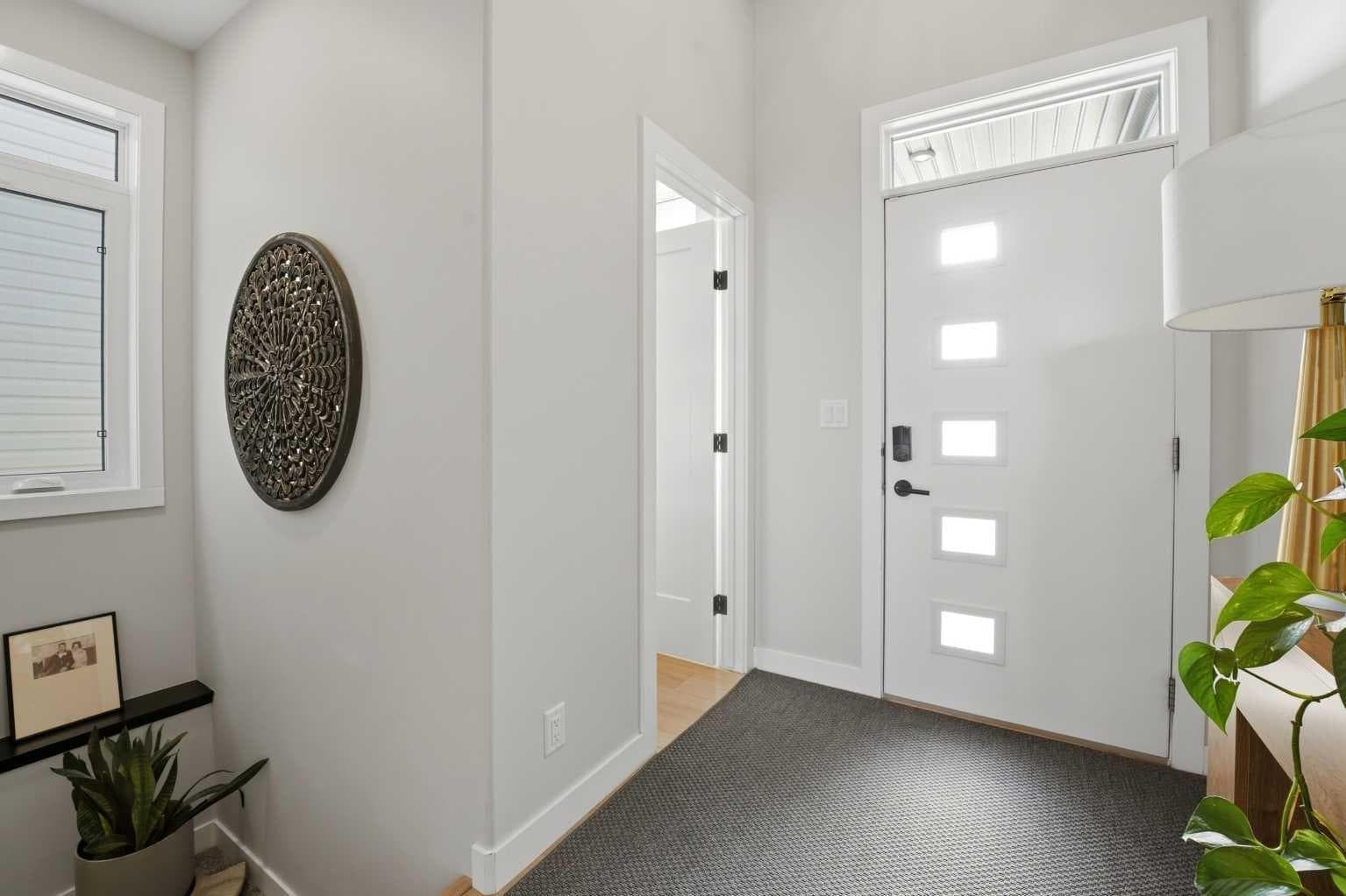 20 Ellington Crescent — photo 3