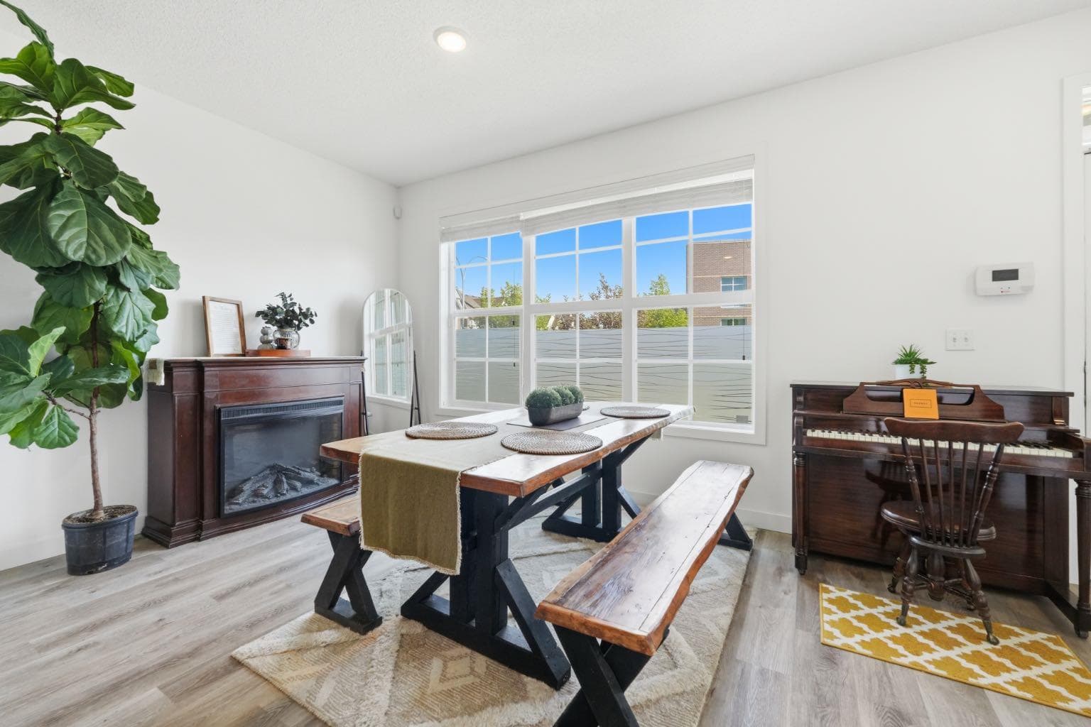 186 Silverado Boulevard SW — photo 4