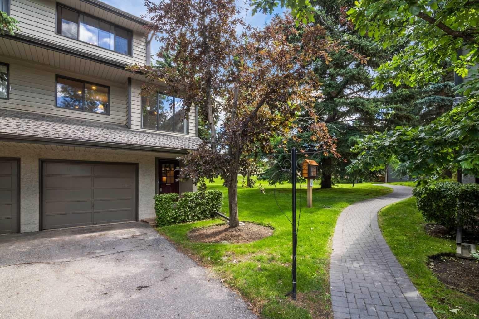 16, 140 Point Drive NW — photo 2