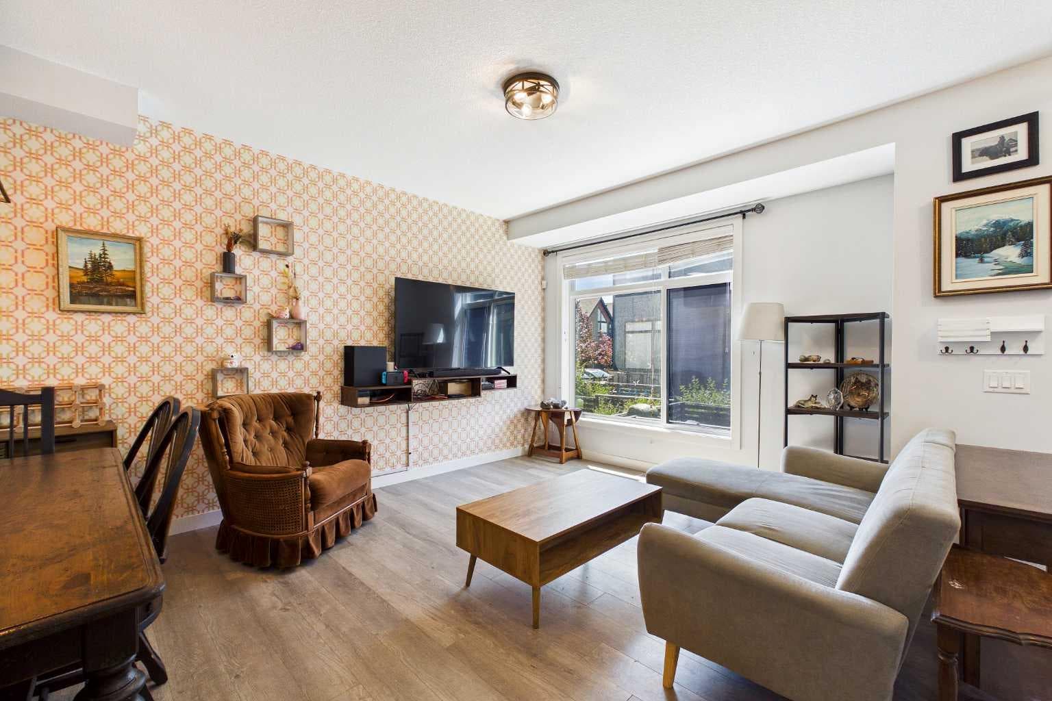 906 Sage Meadows Gardens NW — photo 4
