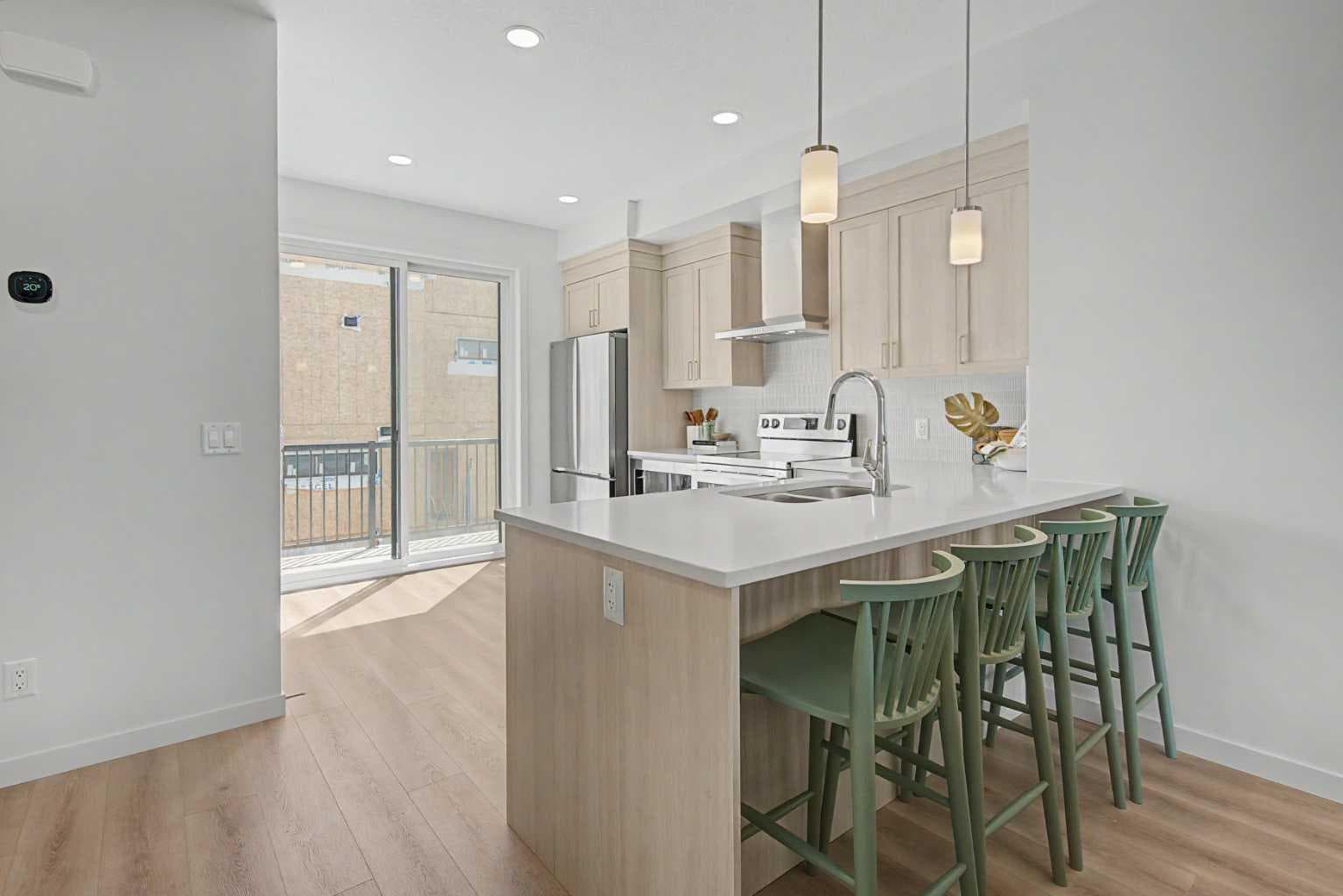 7369 MERCADO Avenue SE — photo 5