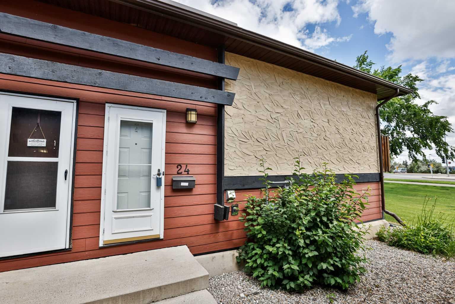 24, 5 Acadia Road W — photo 2