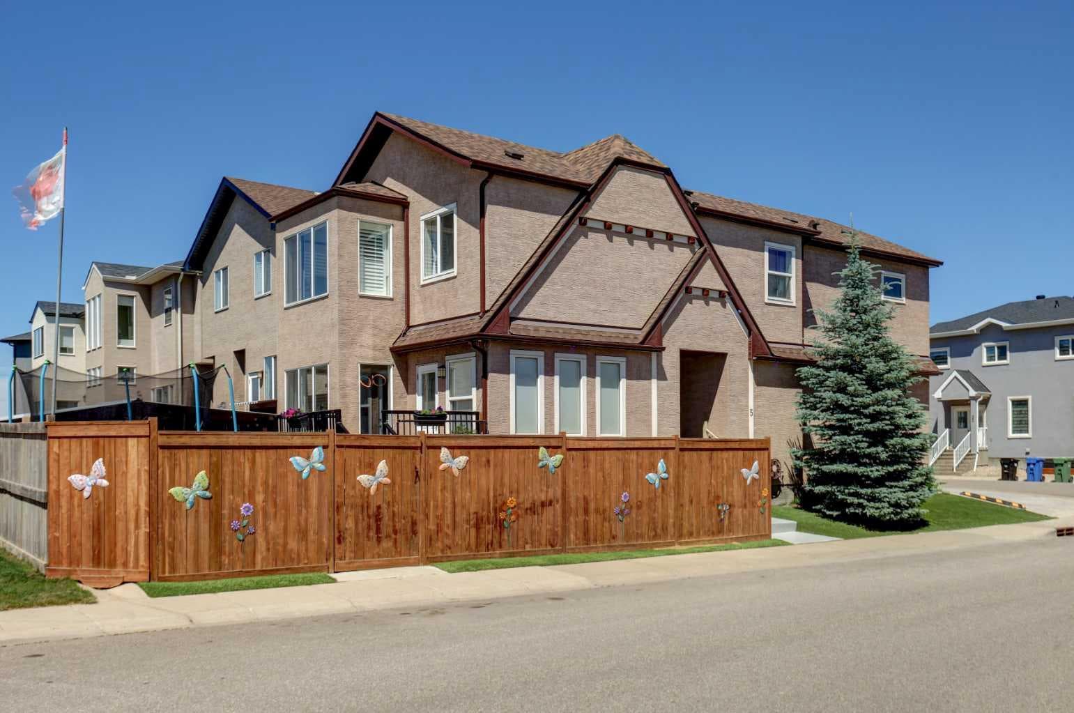 5 Covecreek Mews NE — photo 2
