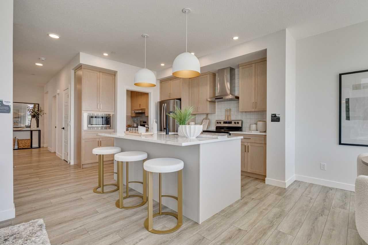 145 Snowberry Common SE — photo 2