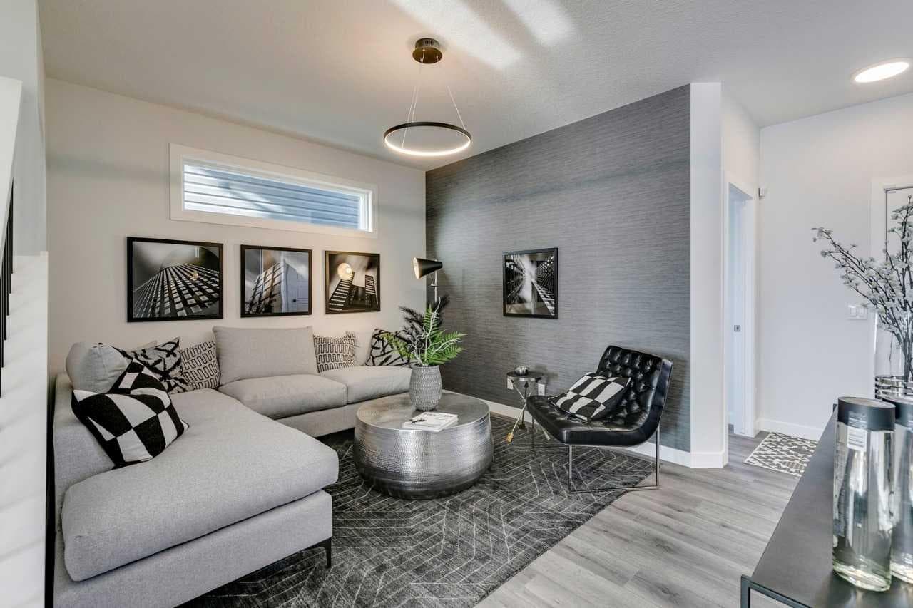 148 Snowberry Common SE — photo 2