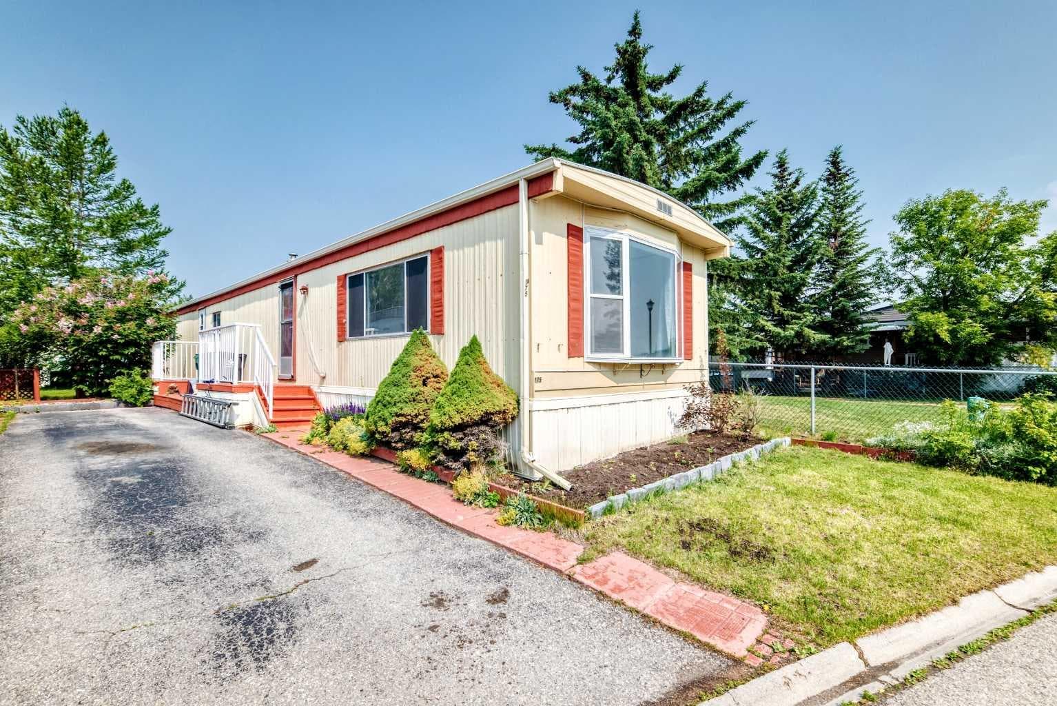 175, 99 Arbour Lake Road NW — photo 2