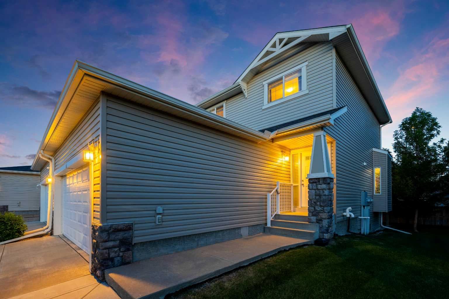 43 Arbours Circle NW — photo 2