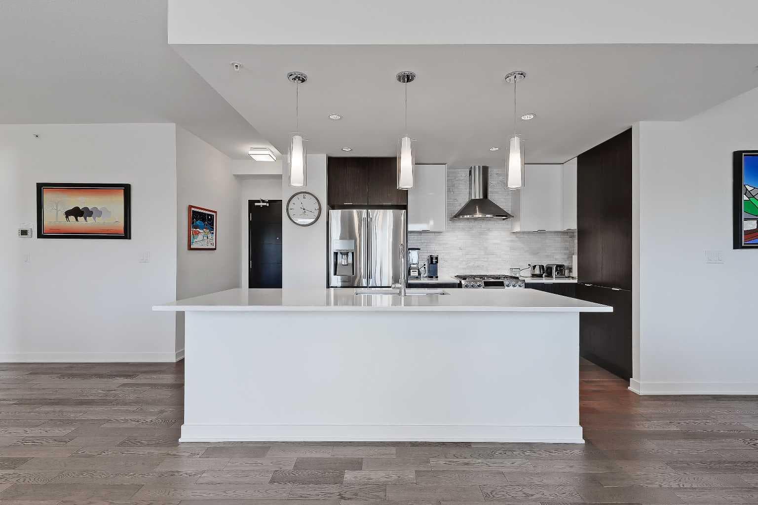 3404, 930 6 Avenue SW — photo 3