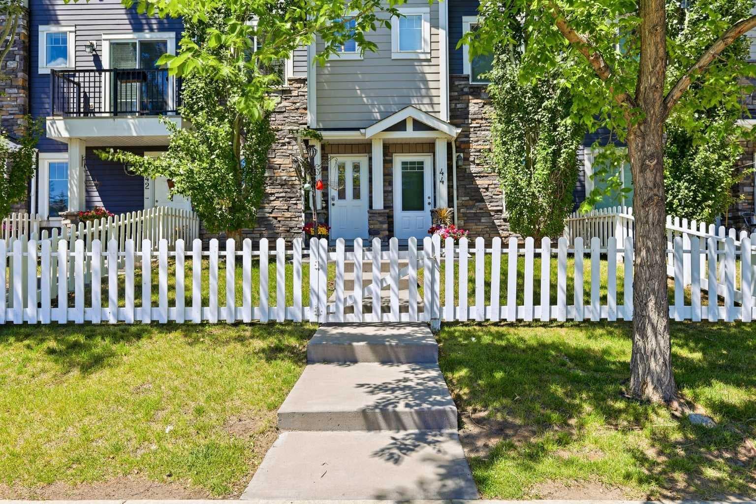 43, 300 Marina Drive — photo 1