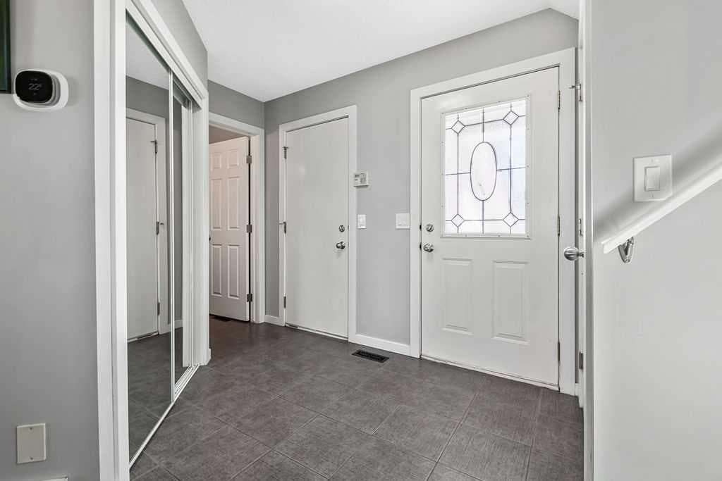 113 Harvest Oak Rise NE — photo 4