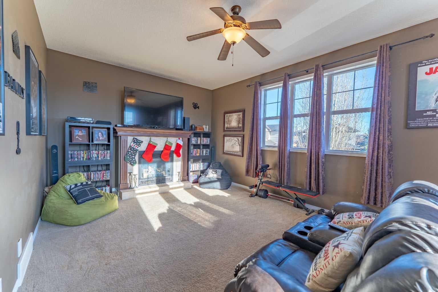 142 West Pointe Circle — photo 4
