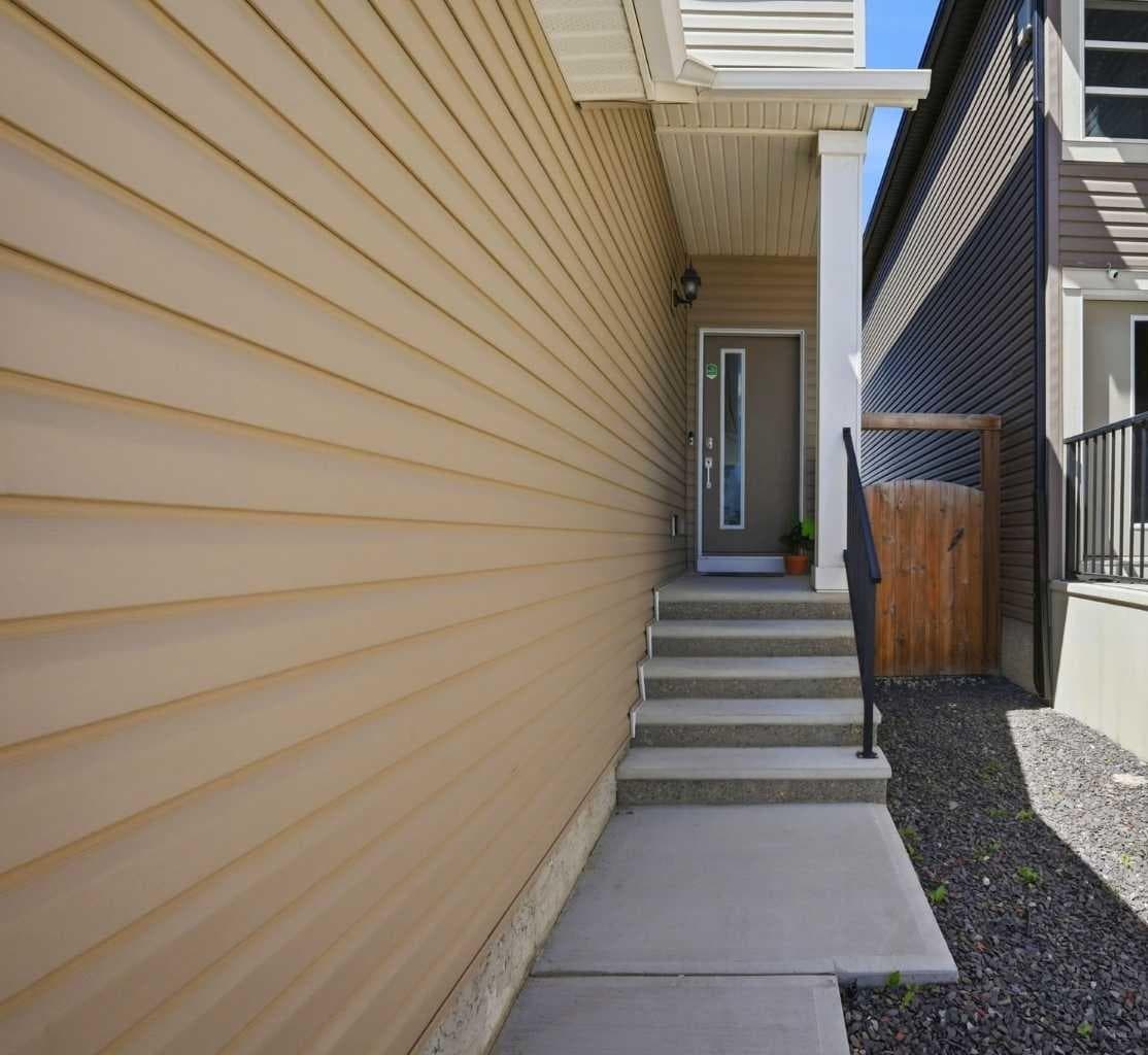 107 Savanna Way NE — photo 3