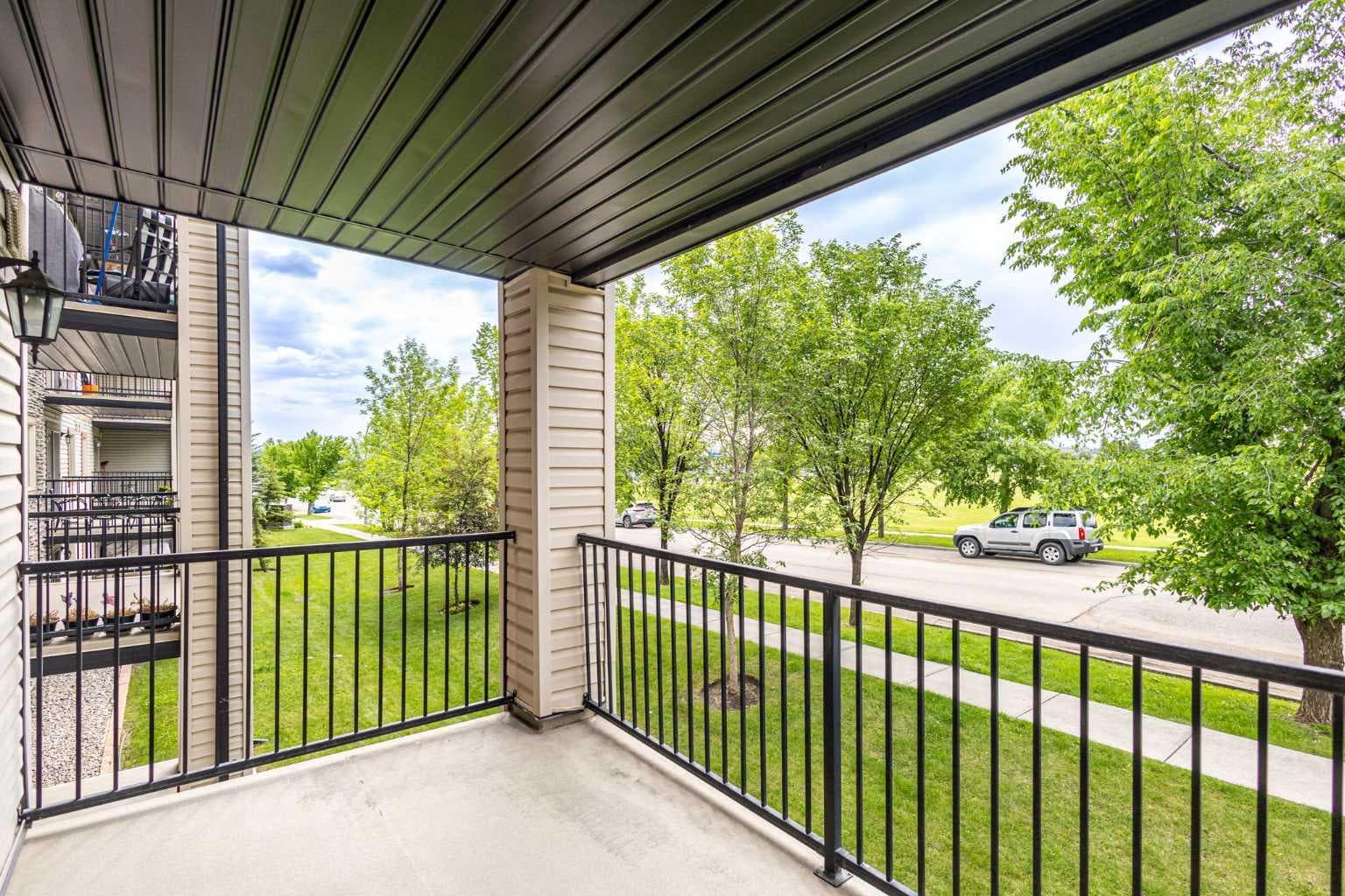 1223, 8 Bridlecrest Drive SW — photo 2