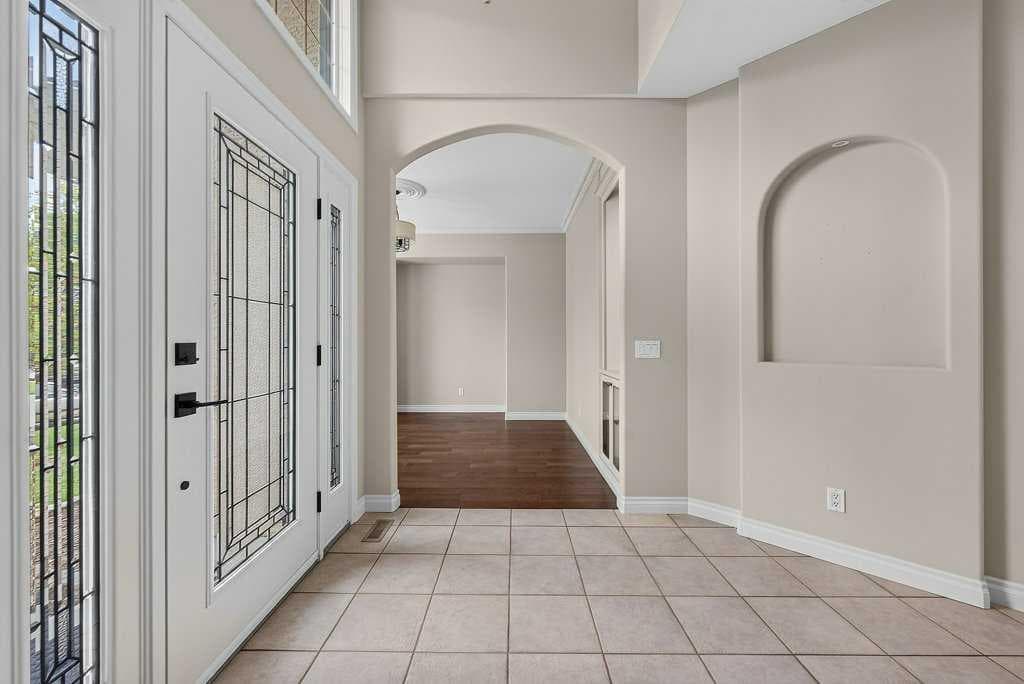 52 Sandstone Ridge Crescent — photo 4