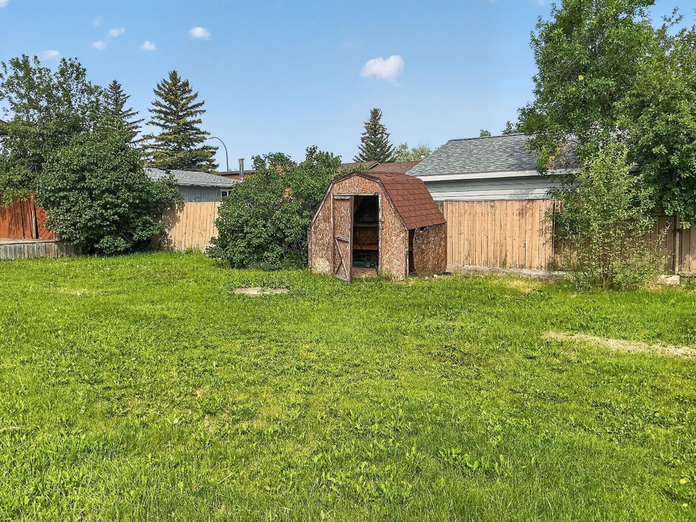 134 Ryerson Road W — photo 3