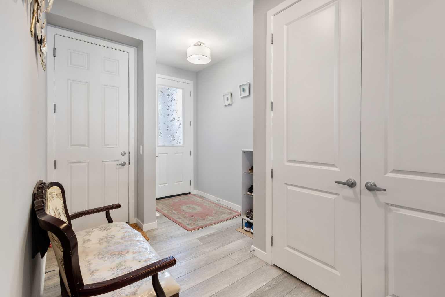 35 Lucas Passage NW — photo 2