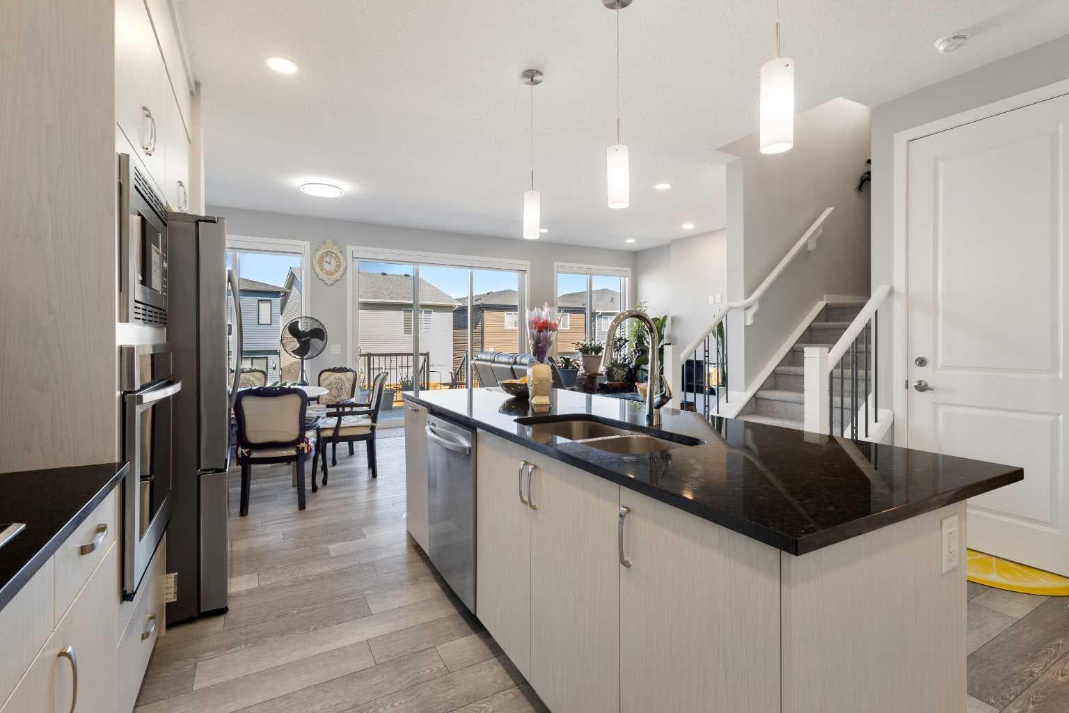 35 Lucas Passage NW — photo 5