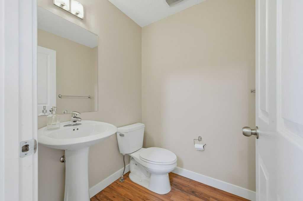 98 Elgin Meadows Circle SE — photo 5