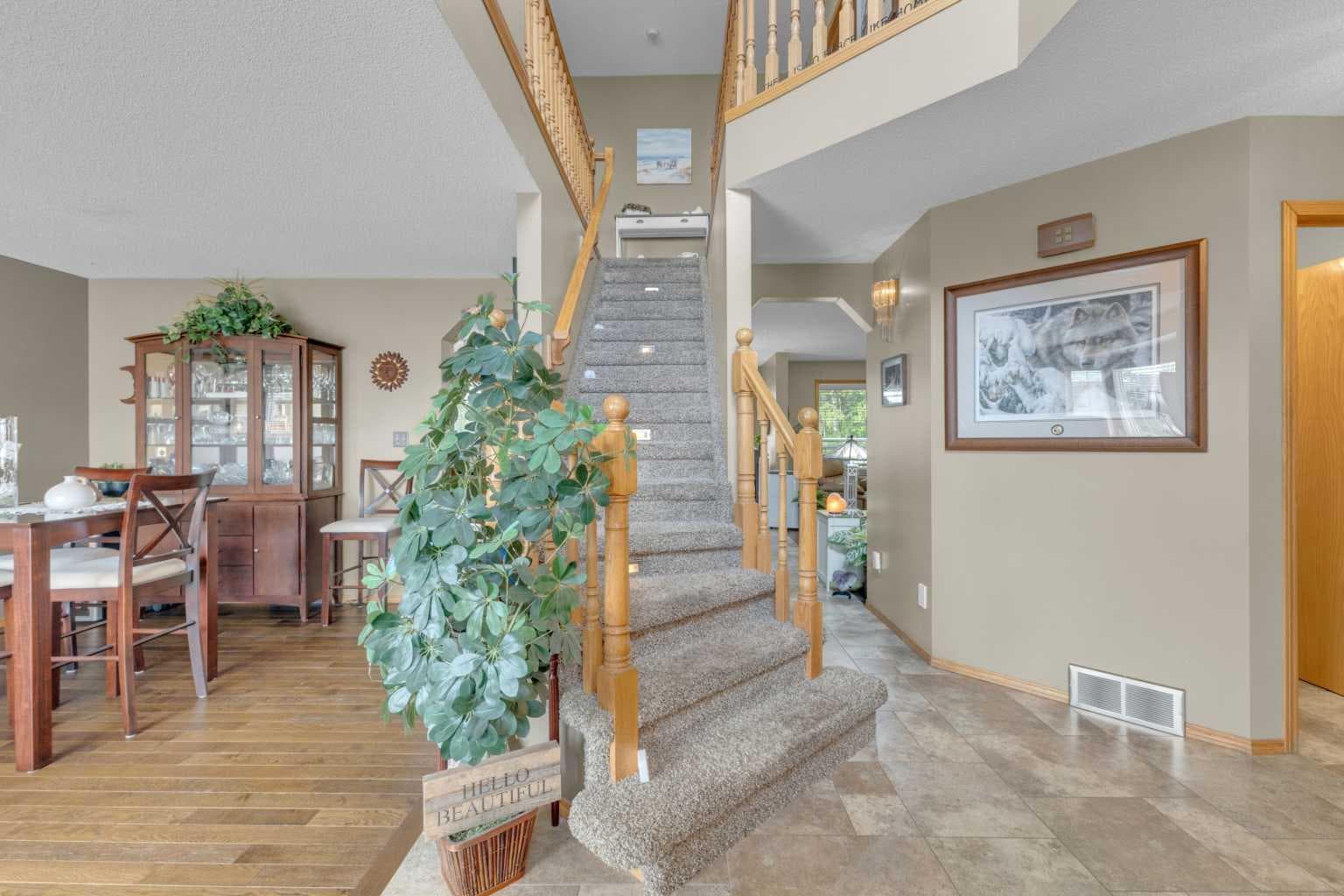 49 Willow Springs Crescent — photo 5