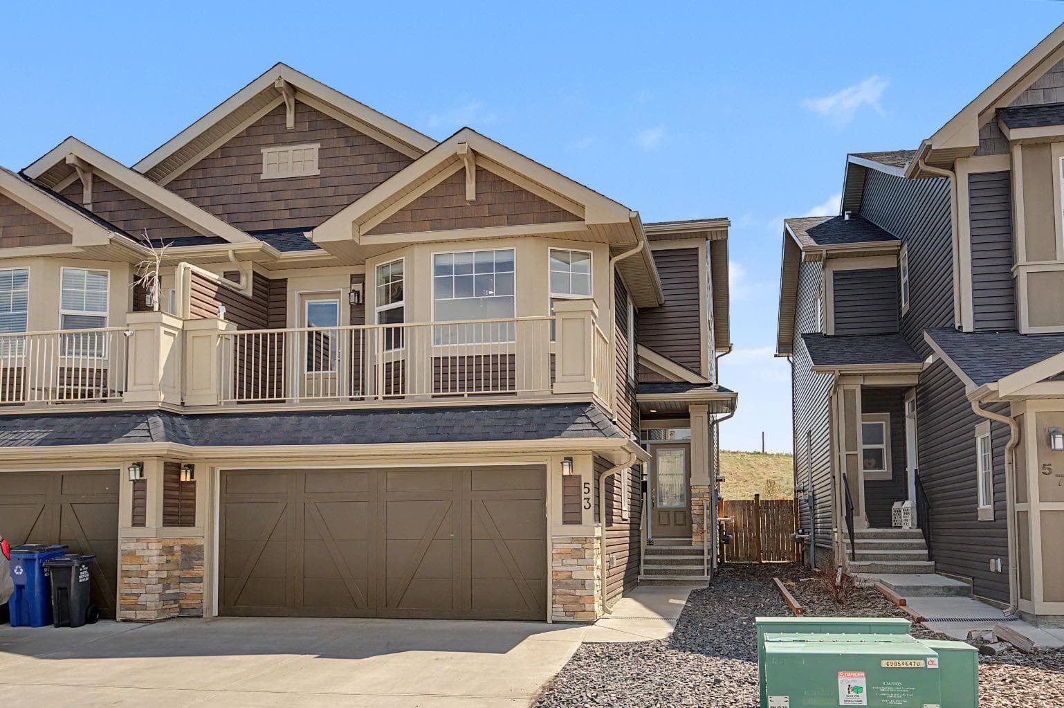 53 Fireside Crescent — photo 1