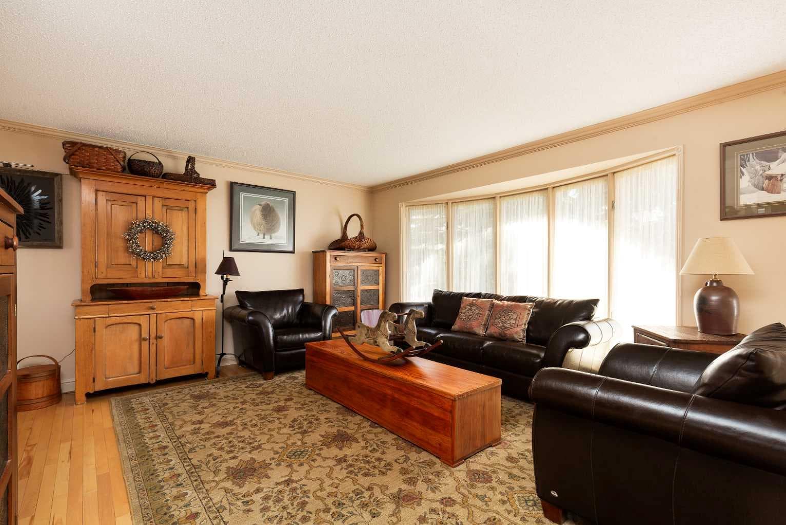 41 Simon Fraser Boulevard W — photo 3