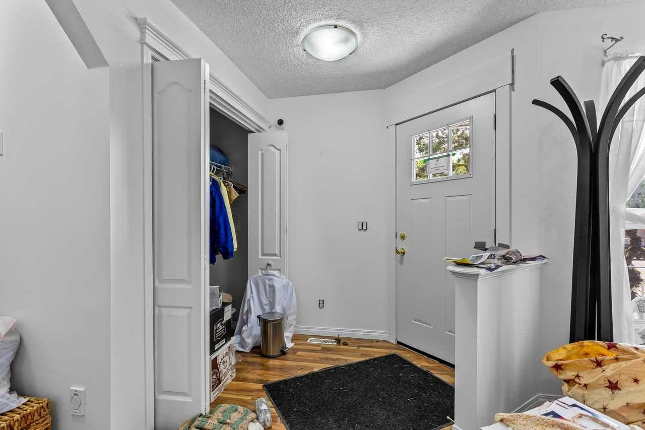 303 Bridlemeadows Common SW — photo 3