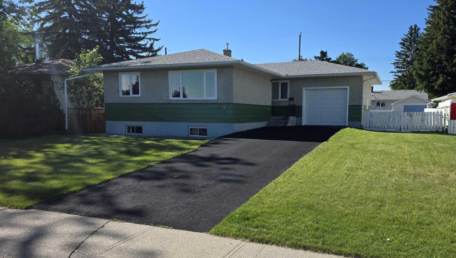 4907 10 Avenue SW — photo 1
