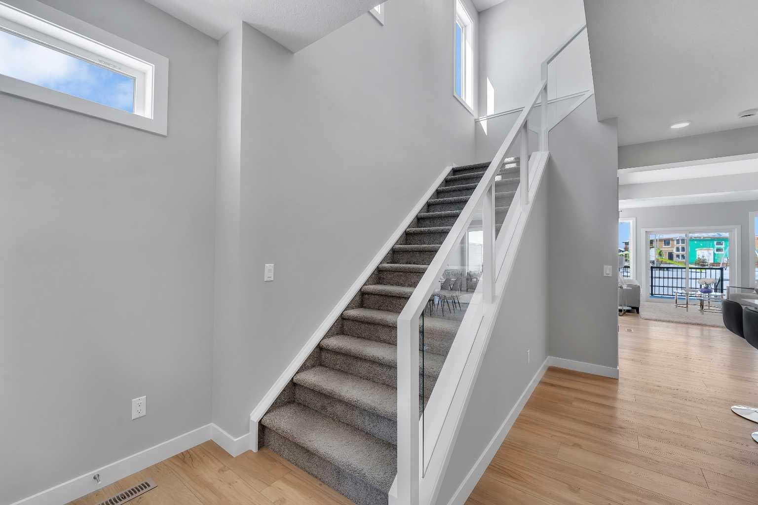 390 South Shore Drive — photo 3