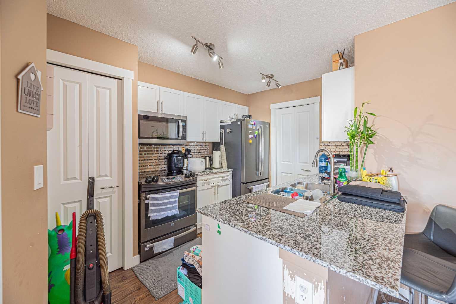 407, 10 Kincora Glen Park NW — photo 3