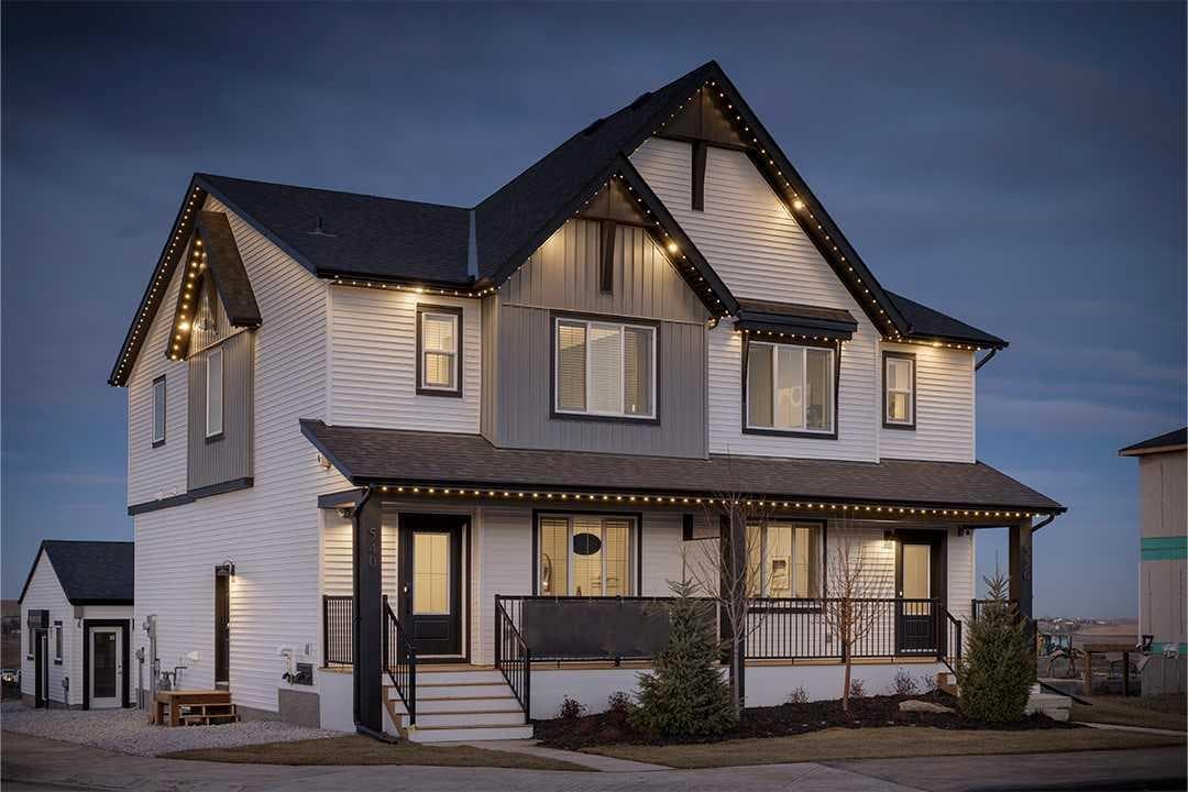 540 Tekarra Drive NW — photo 1