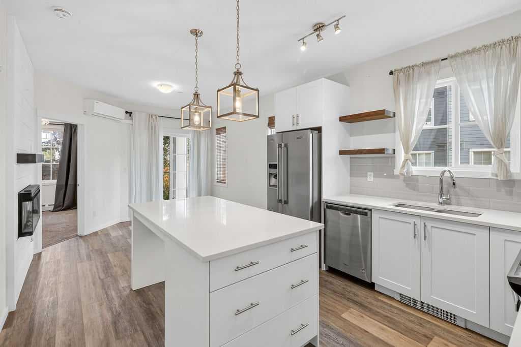 1104, 298 Sage Meadows Park NW — photo 2