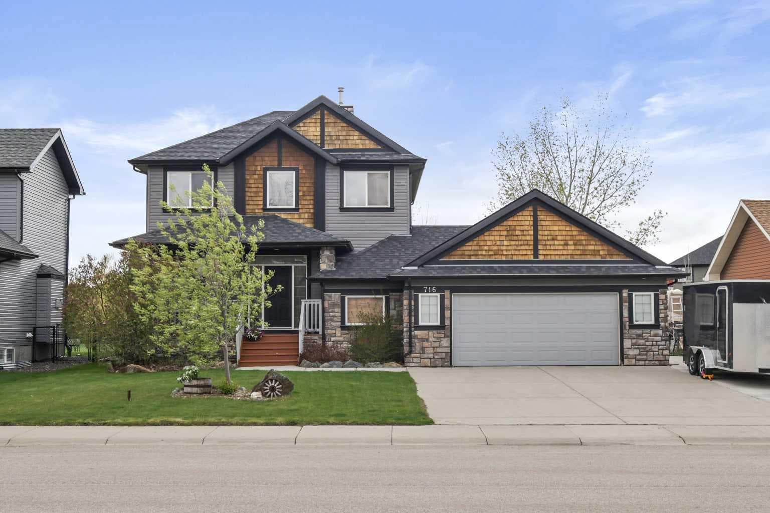 716 Boulder Creek Drive SE — photo 1
