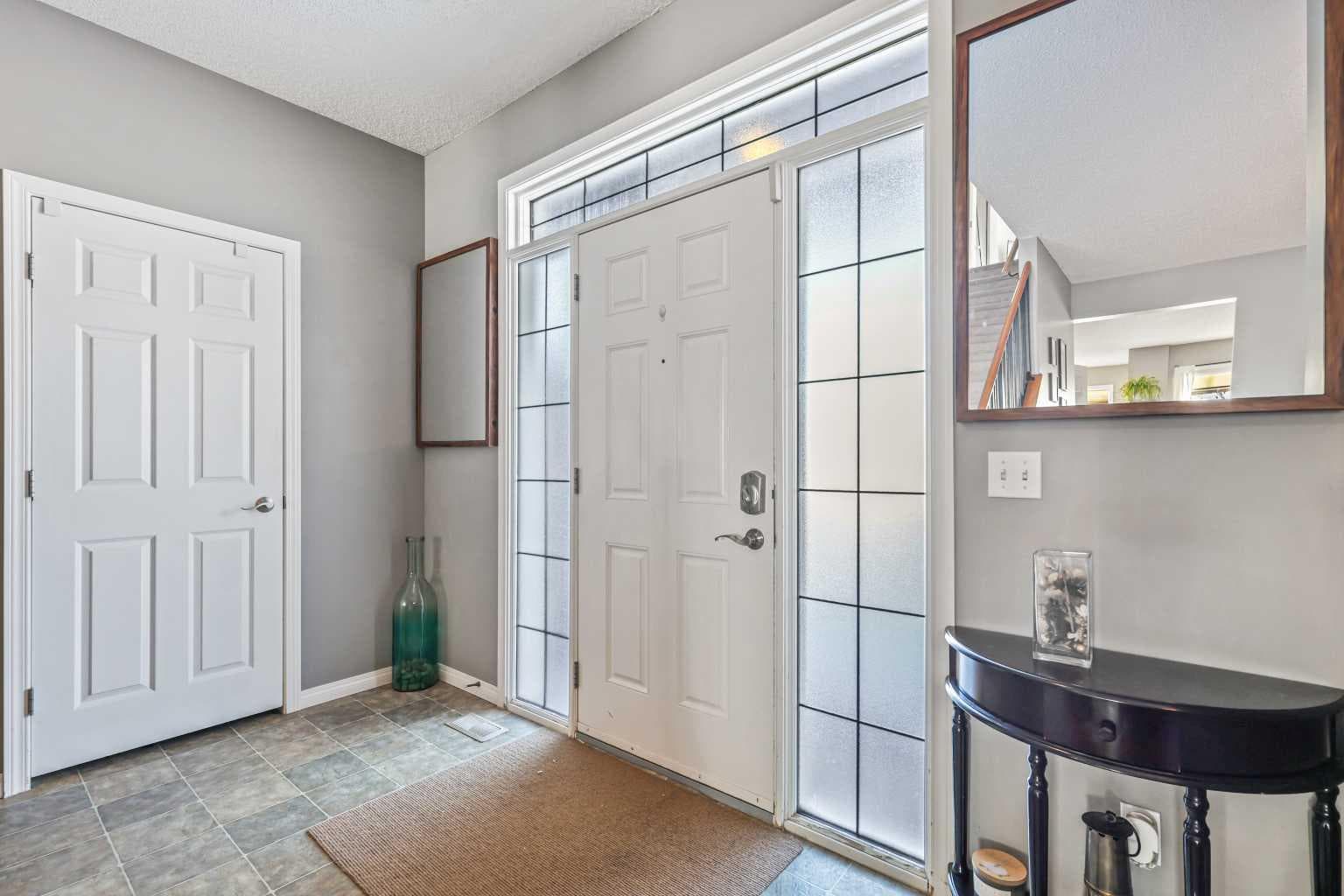 716 Boulder Creek Drive SE — photo 3