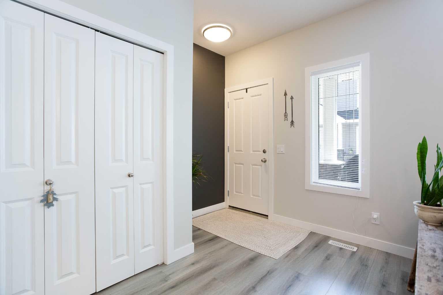 561 Canals Crossing SW — photo 3