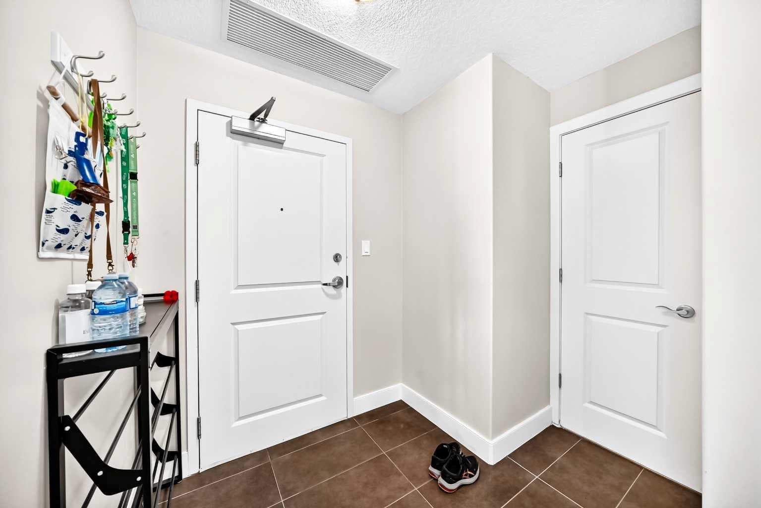 1407, 77 Spruce Place SW — photo 4