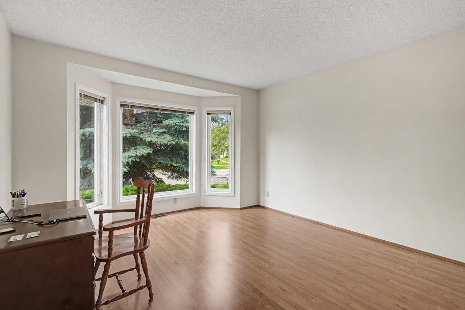 232 Erin Woods Drive SE — photo 3