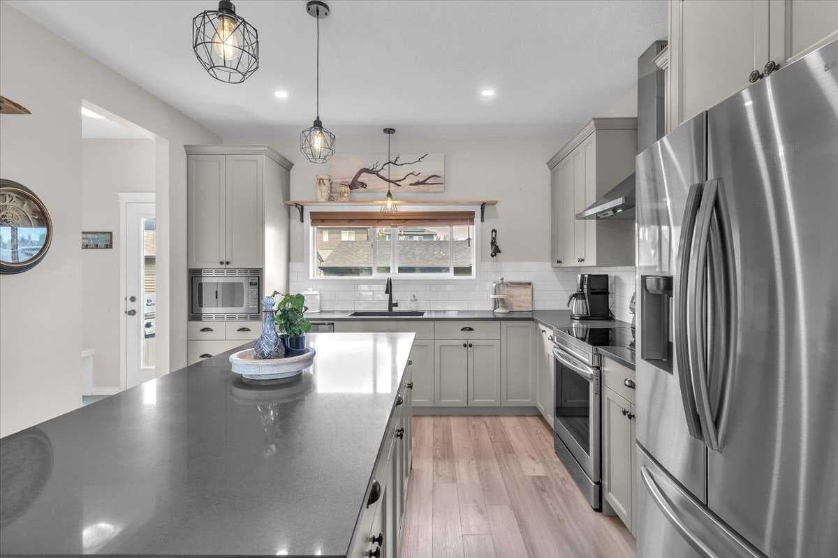 70 Haskayne Drive NW — photo 4