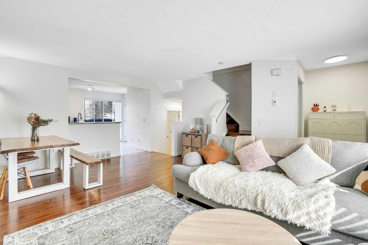 142 Panatella Park NW — photo 1