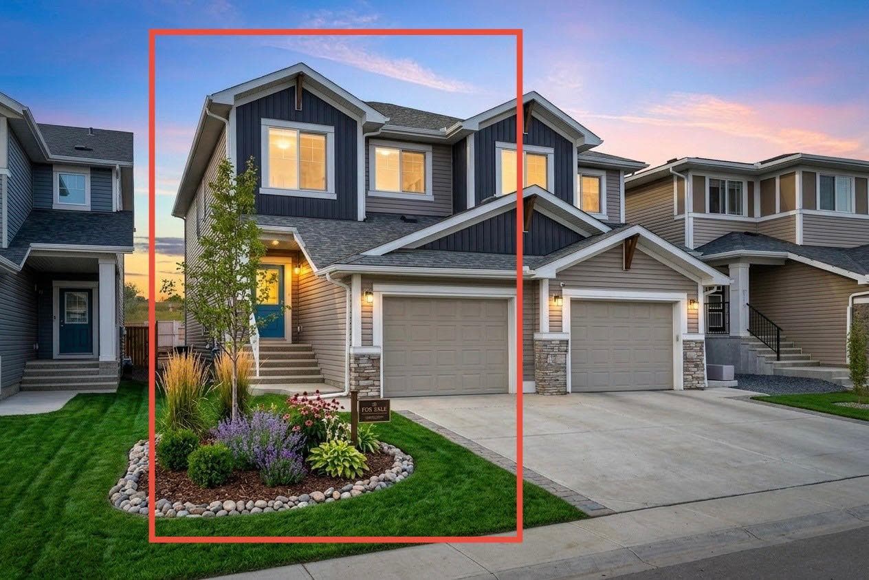 1489 Bayview Point SW — photo 1