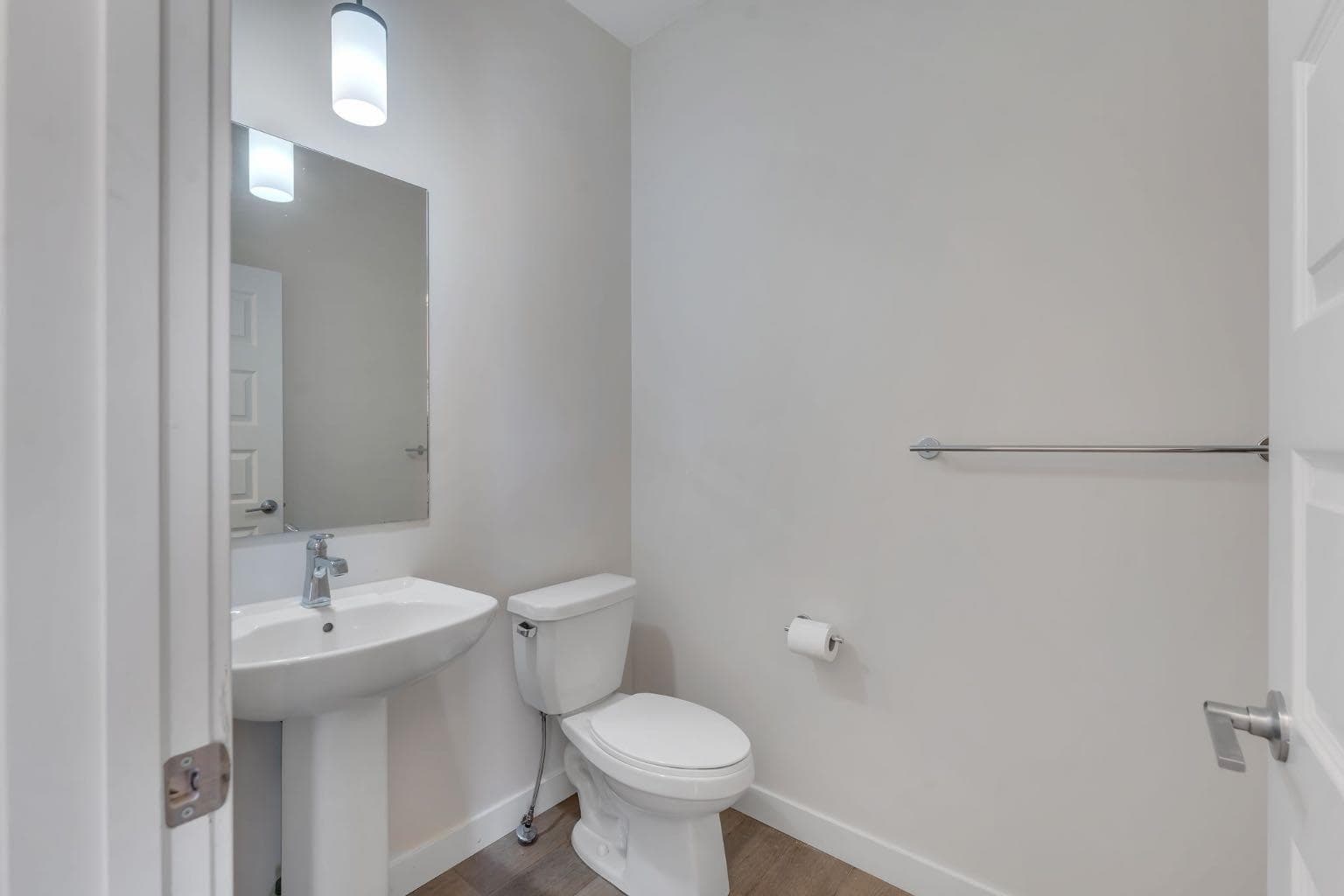 1489 Bayview Point SW — photo 5