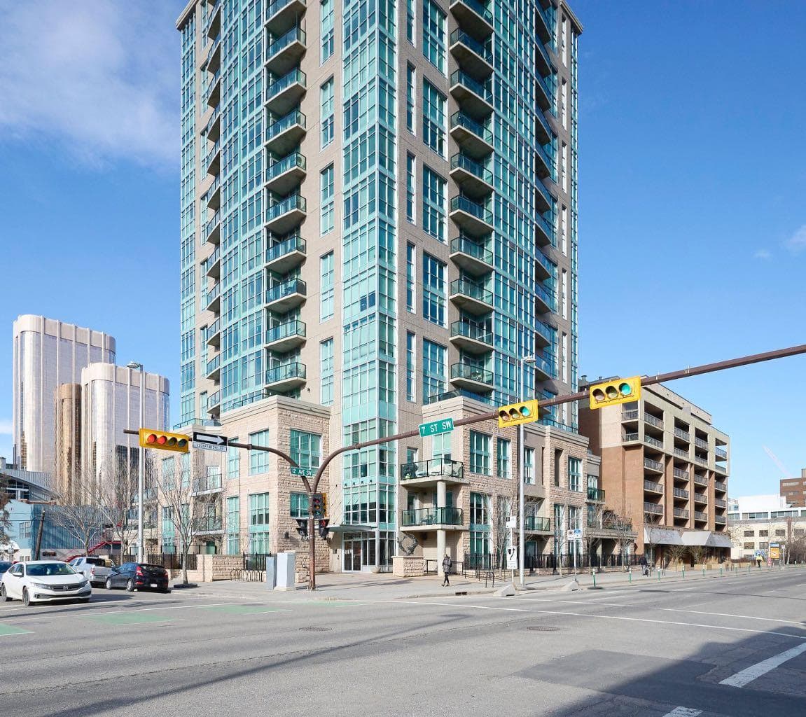 609, 788 12 Avenue SW — photo 2