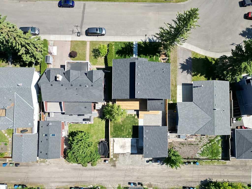 3520 Bulyea Crescent NW — photo 3