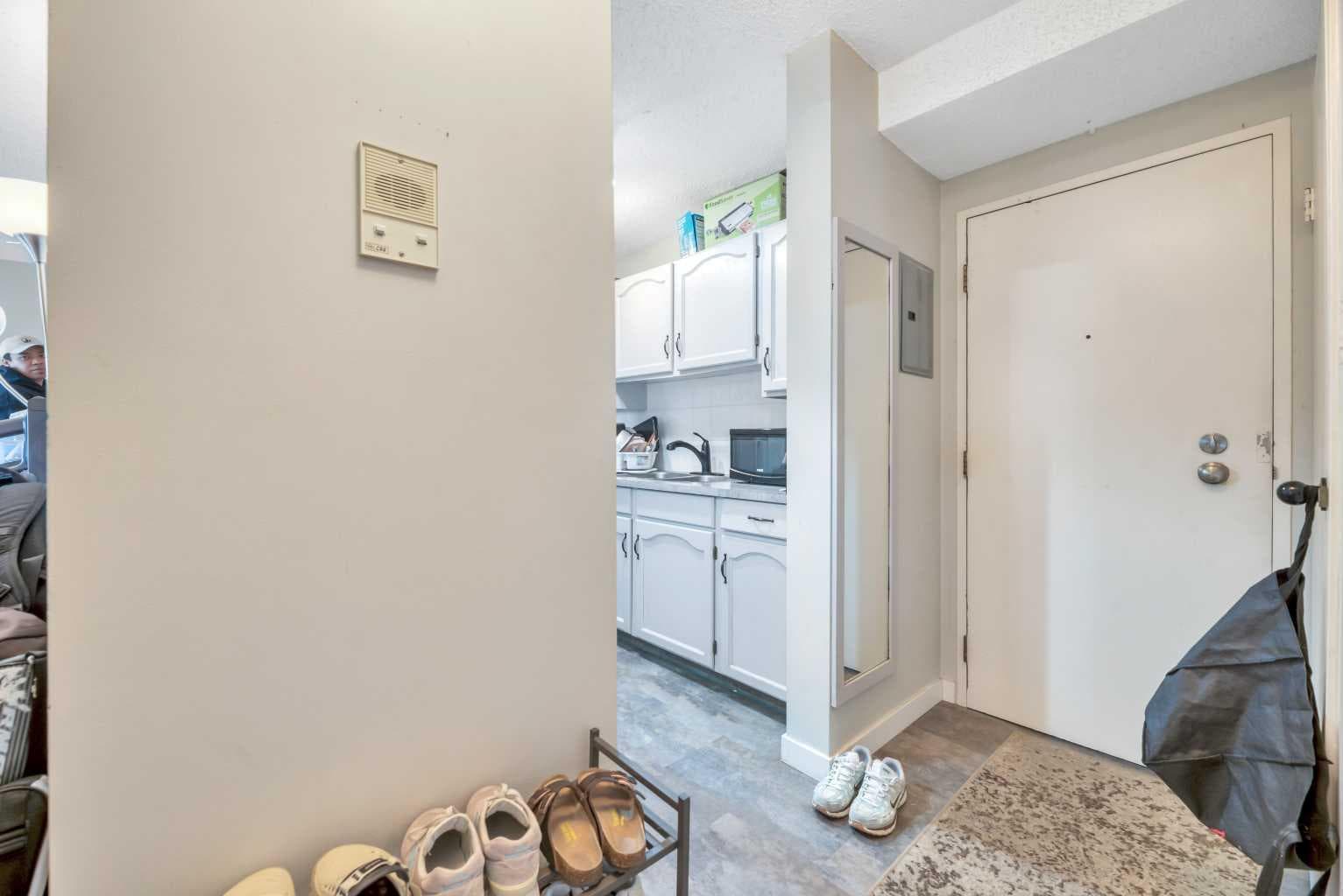 809, 8948 Elbow Drive SW — photo 4