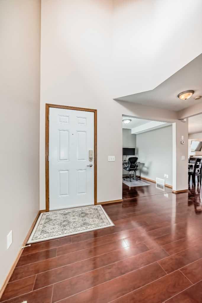102, 6220 Orr Drive — photo 4