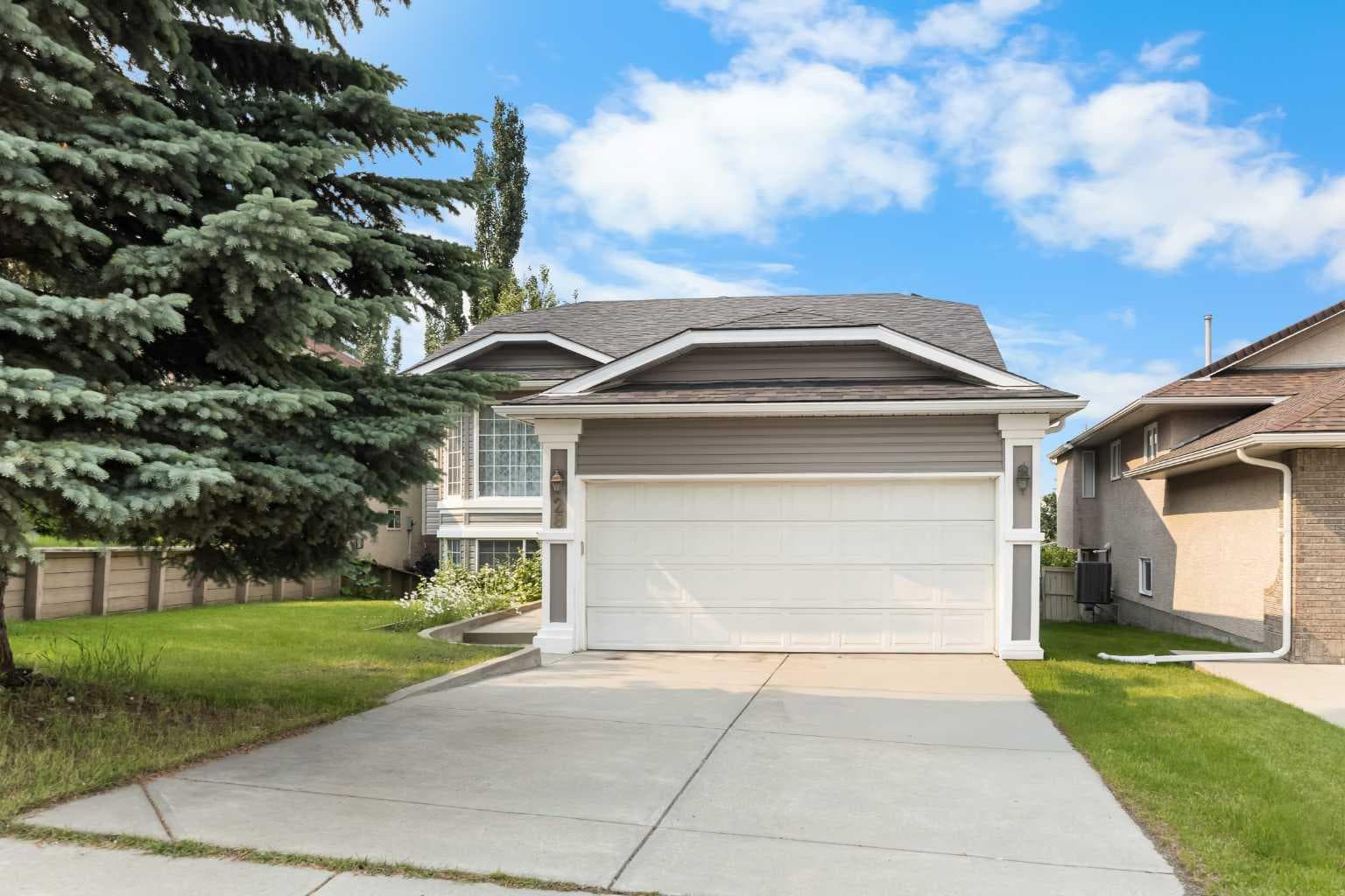 28 Harvest Oak Drive NE — photo 1