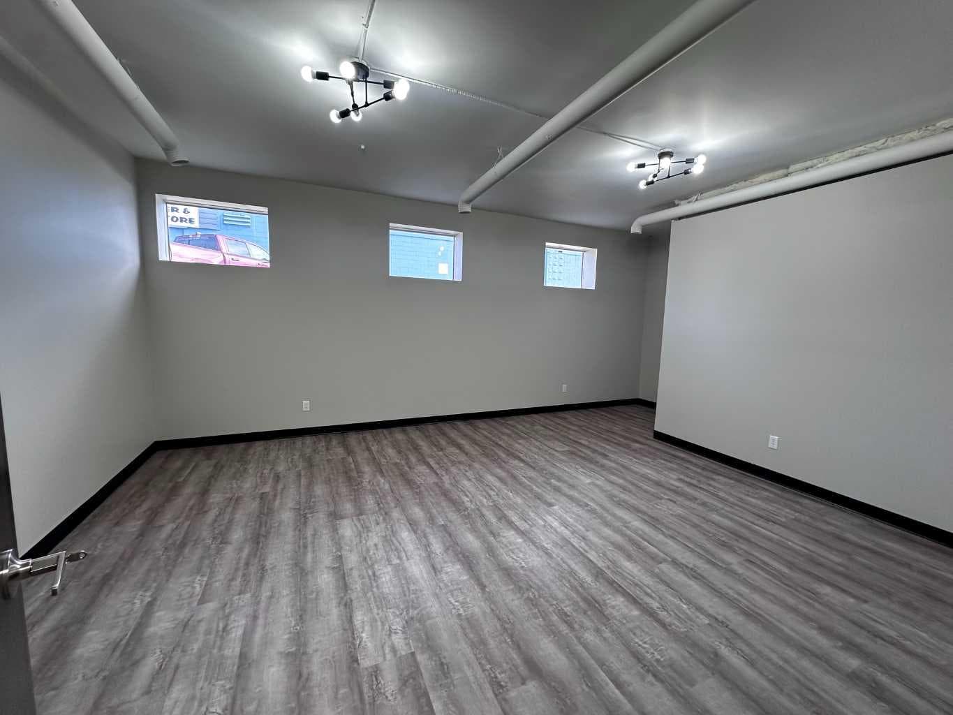 Suites B & C, 4923 50 Street — photo 3