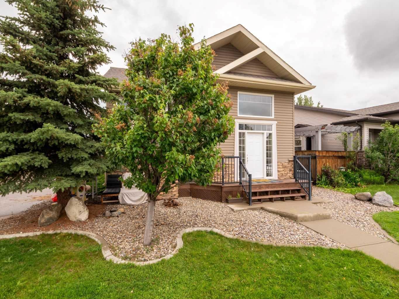 275 Mt Sunburst Way W — photo 3