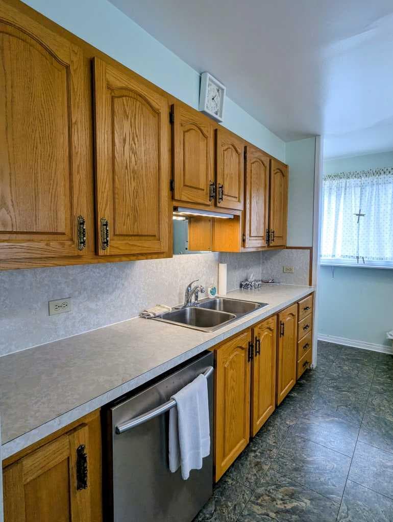 3322 Centre B Street NW — photo 2