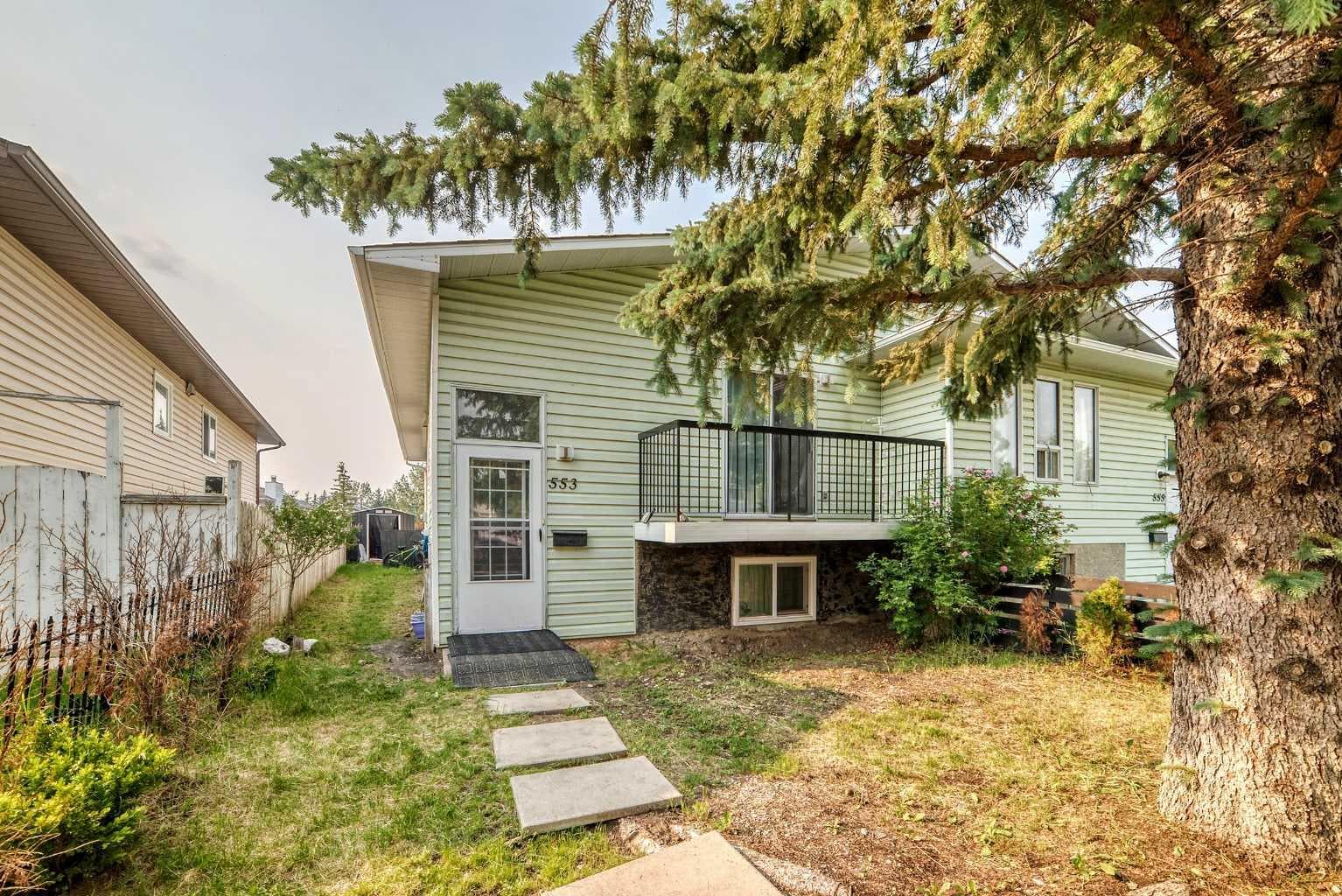 553 Macewan Drive NW — photo 2