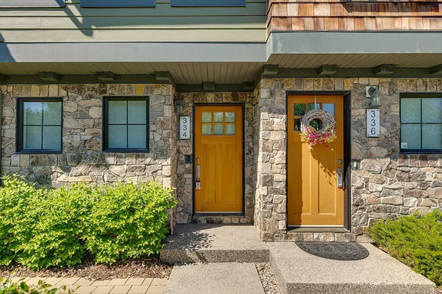 334 Ascot Circle SW — photo 4
